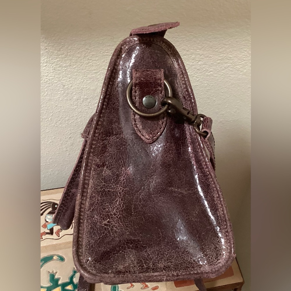 RARE Frye (Deborah) Studded Handbag with Wallet, Dusty Wine - Picture 6 of 16